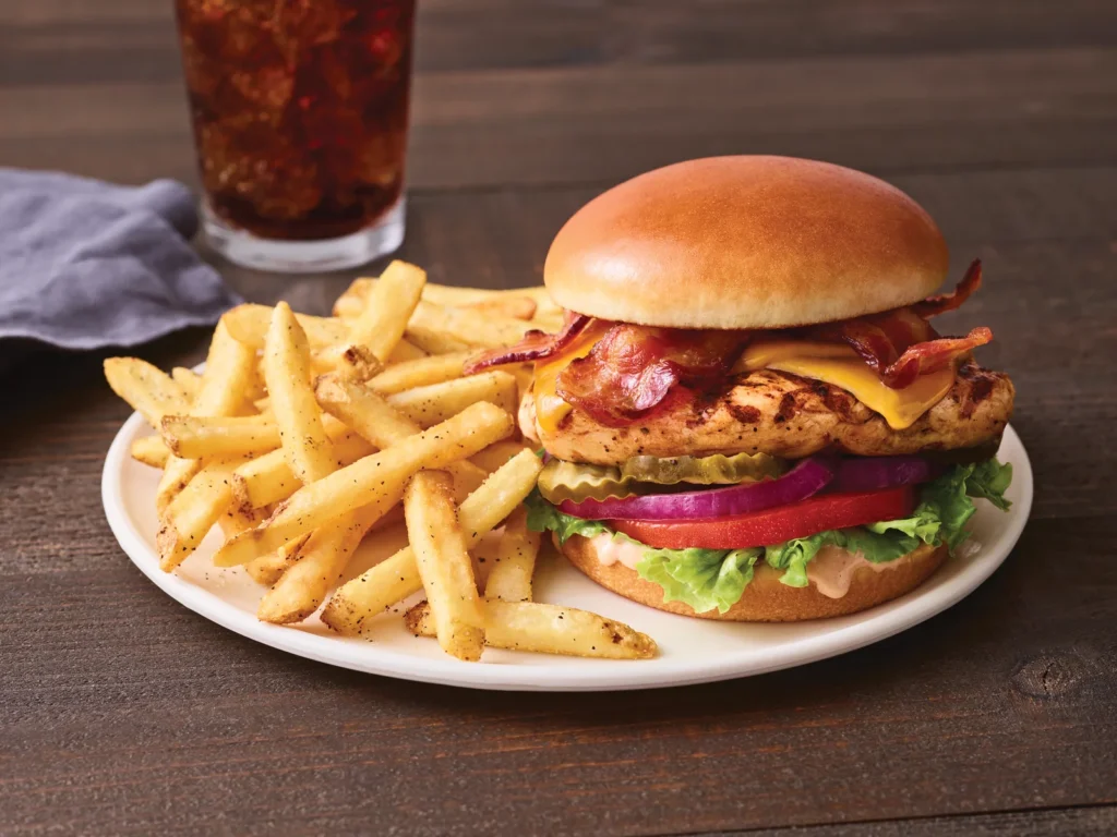 Bacon Cheddar Chicken Sandwich — Applebee's at SaskHop Regina
